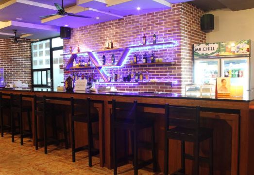 4. 레드 플래닛 파..