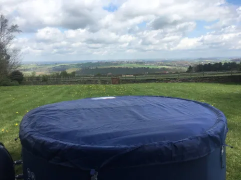 The Coach House & the Stables Yorkshire Peak District with and Without Hot Tub Options