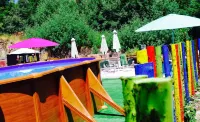 Hotel Apartamentos Rock Star Hotels in San Ciprian de Vinas