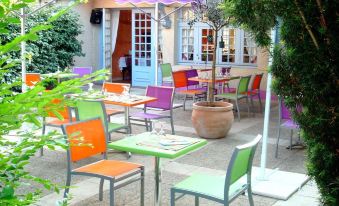 Le Réverbère - la Cuisinerie - l'Hôtellerie