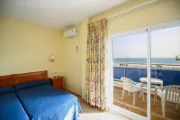 호텔 트레스 앙클라스