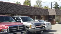 Trail's End Motel Downtown Lewistown - parking
