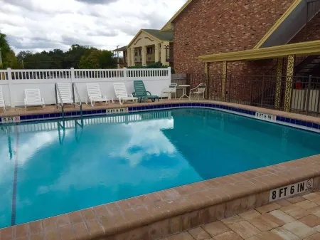 Best Motel Lakeland Отели в г. Кристл-Лейк