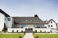 Hotel Malpertuus Hotels in Hoeselt