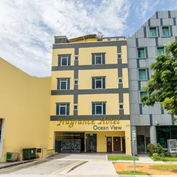 Fragrance Hotel - Ocean View Отели рядом с достопримечательностью «Станция MRT Clementi»