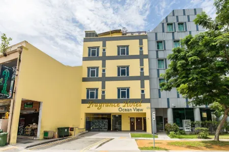 Fragrance Hotel - Ocean View Отели рядом с достопримечательностью «E-Waves Fishbyte Pte Ltd»