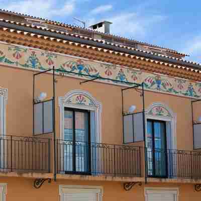La Résidence du Provençal · 23 appartements et 2 Restaurants · Var Hotel Exterior