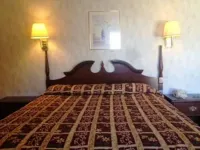 Thunderbird Motel
