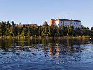 Manitoulin Hotel and Conference Centre