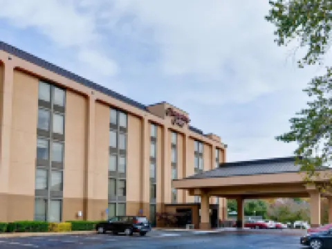 แฮมป์ตันอินน์ ชาร์ล็อต-แกสโทเนีย โรงแรมในแกสโตเนีย