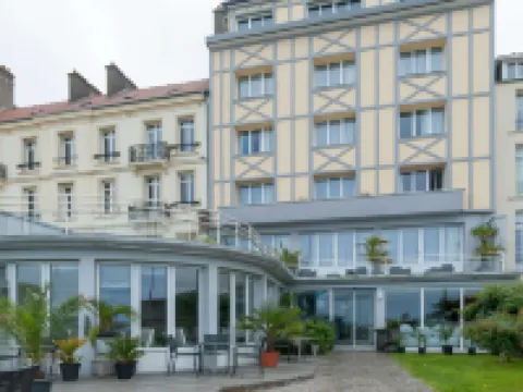 โฮเตล ดิ ลา พลาช โรงแรมในดิแยป