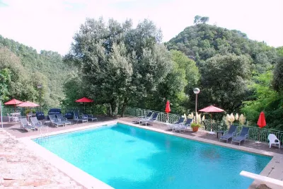 Hôtel les 3 Barbus فنادق في Mialet