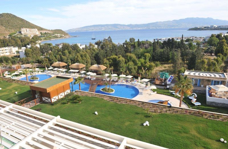 Bellazure Hotel photo 3