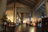 큐라우드 토사와시 코우게이무라 니요도가와 초 호텔