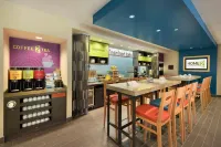 Home2 Suites by Hilton - Milwaukee Airport Отели в г. Ок Крик
