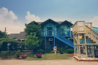 Taean Lily Pension (Water Slide, Camping Terrace, Ott, Kids, Seasoning) Hotels near Ch'ŏngp'odae-haesuyokchang