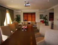 Hole in One Hotels in Roodepoort