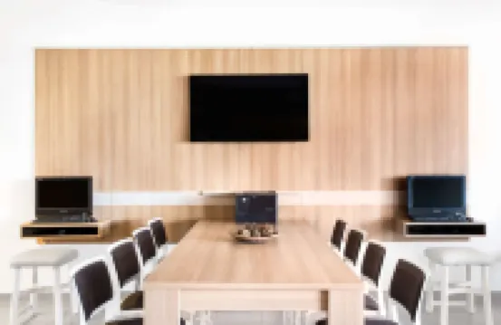 Microtel by Wyndham Vernal / Naples