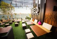 Bed Loft Cafe Hotels in Mueang Khon Kaen District