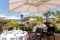 Hôtel-Restaurant La Rose Hôtels à : Fleurie