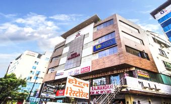 FabHotel Rajnandani Residency Bhawarkua
