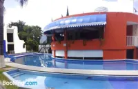 Capital O Hotel Partidor Del Sol, Oaxtepec - Kolam Renang