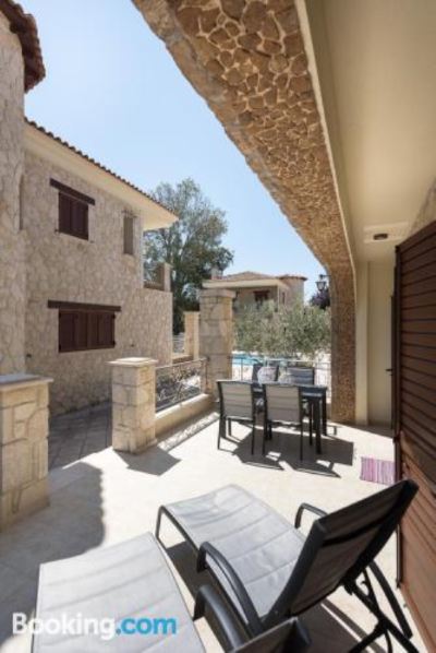 Holiday Home #Luxlikehome - Siviri J&B House Photo