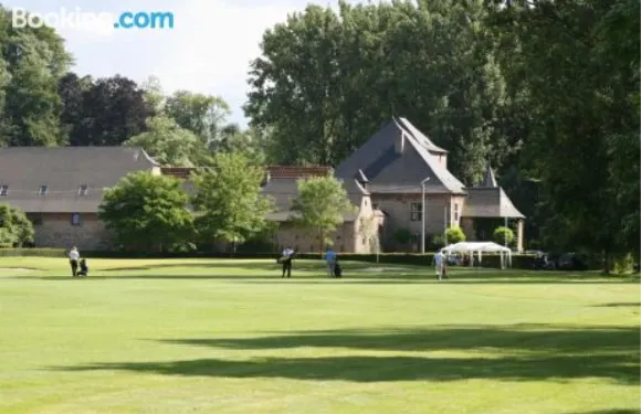 法爾努伊高爾夫酒店