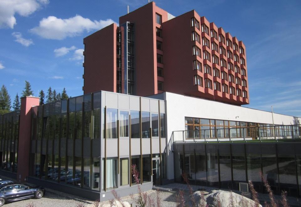 Hotel Sorea Trigan-Strbske Pleso Updated 2023 Room Price-Reviews & Deals |  Trip.com