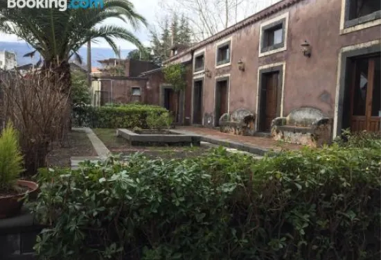 費爾瑪塔斯普利尼酒店