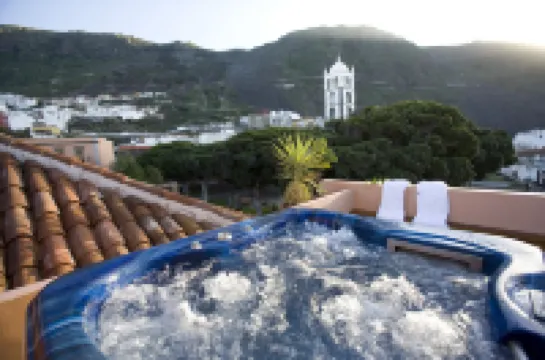 Hotel LIVVO La Quinta Roja