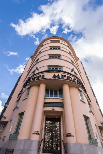 hotel 2