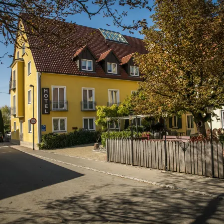 Neumaiers Hirsch -Gasthof Und Landhotel