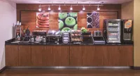 La Quinta Inn & Suites by Wyndham Edmond - breakfast