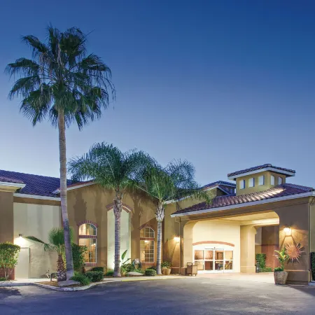La Quinta Inn & Suites by Wyndham Los Banos Hoteles en Condado de Merced