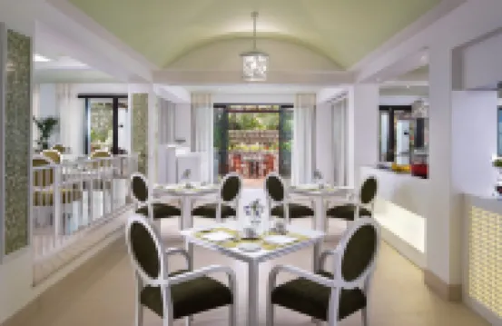 Pine Cliffs Ocean Suites, a Luxury Collection Resort & Spa, Algarve