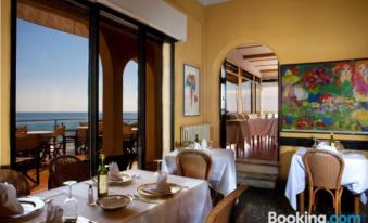 Jasmin Charme Hotel