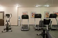 สเตย์บริดจ์ สวีท พาล์มเดล บาย IHG - ที่มีฟิตเนส