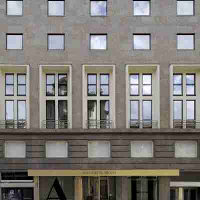 Armani Hotel Milano Hotel Exterior