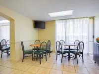 كواليتي إن آند سويتس إن آر جي بارك - المركز الطبي Hotels near إن آر جي بارك