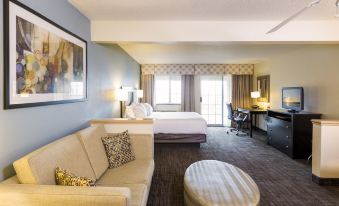 Holiday Inn Express & Suites ST. Joseph