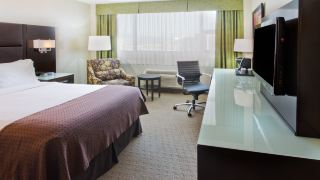 holiday-inn-vancouver-centre