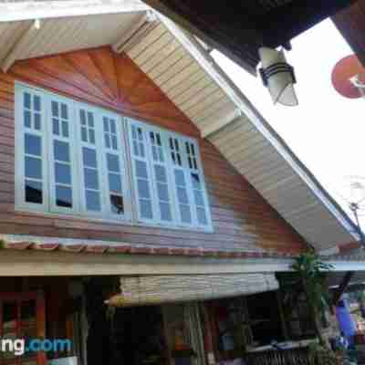 Oceanblue Guesthouse Hotel Exterior