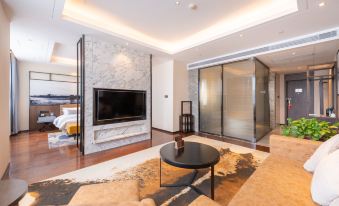 Huayang International Hotel