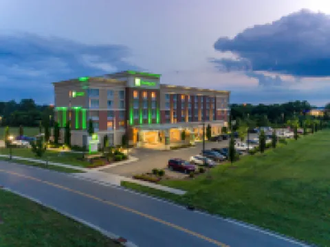 Holiday Inn MURFREESBORO by IHG Hotels near Greenway Trailhead