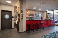 Holiday Inn - the niu, Keg Hamburg Ost