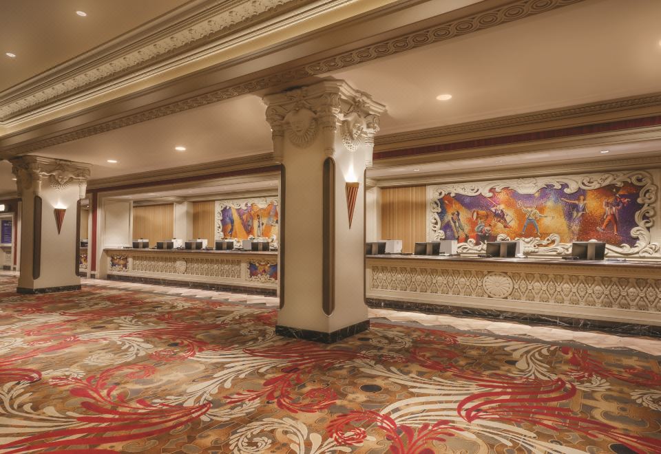 5. 서커스 서커스 ..