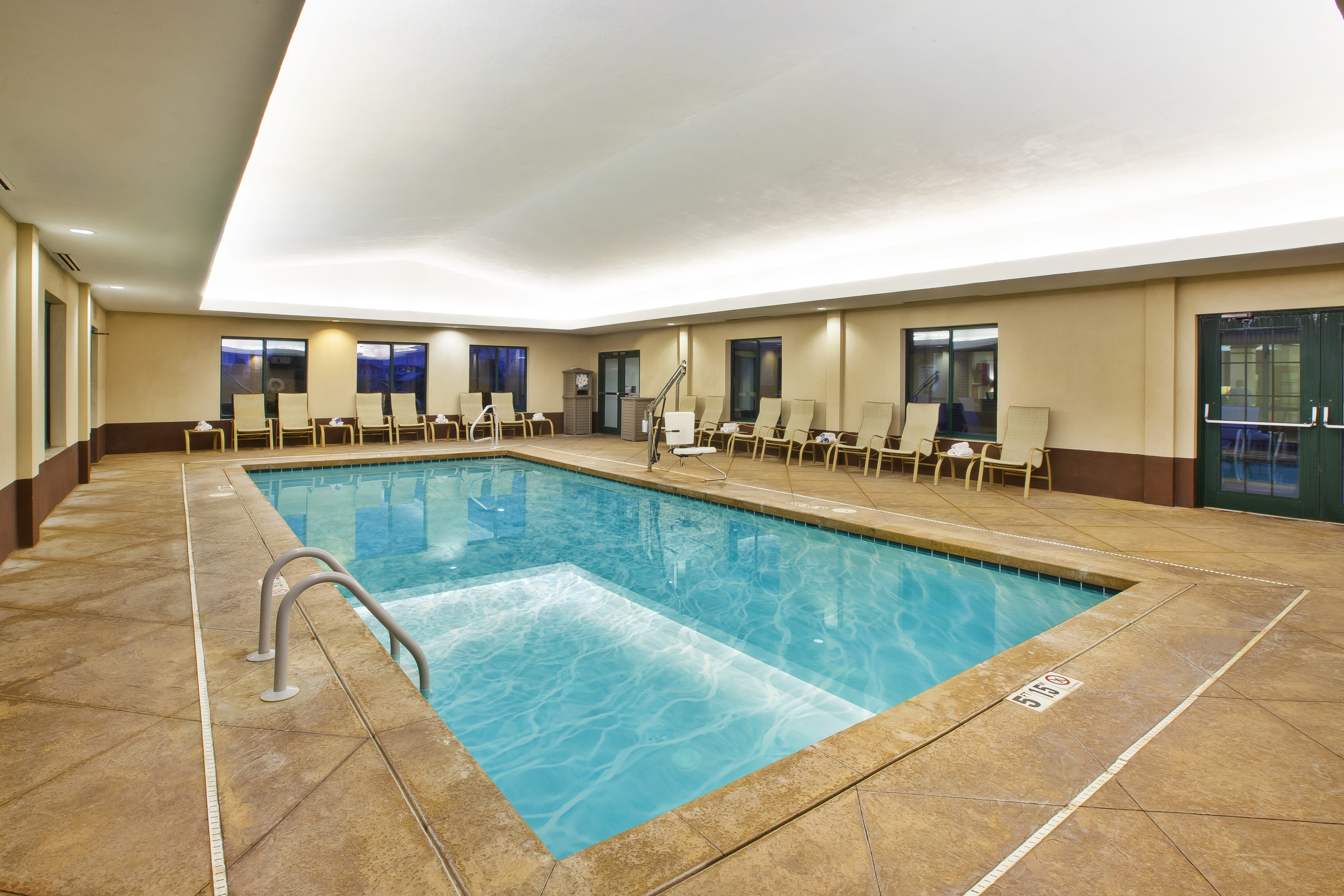 Holiday Inn Express Hotel & Suites Bryan-Montpelier, an Ihg Hotel