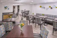 Best Western Naperville Inn - Breakfast