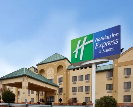 Holiday Inn Express & Suites ST. LOUIS WEST - FENTON by IHG Hotels in Fenton